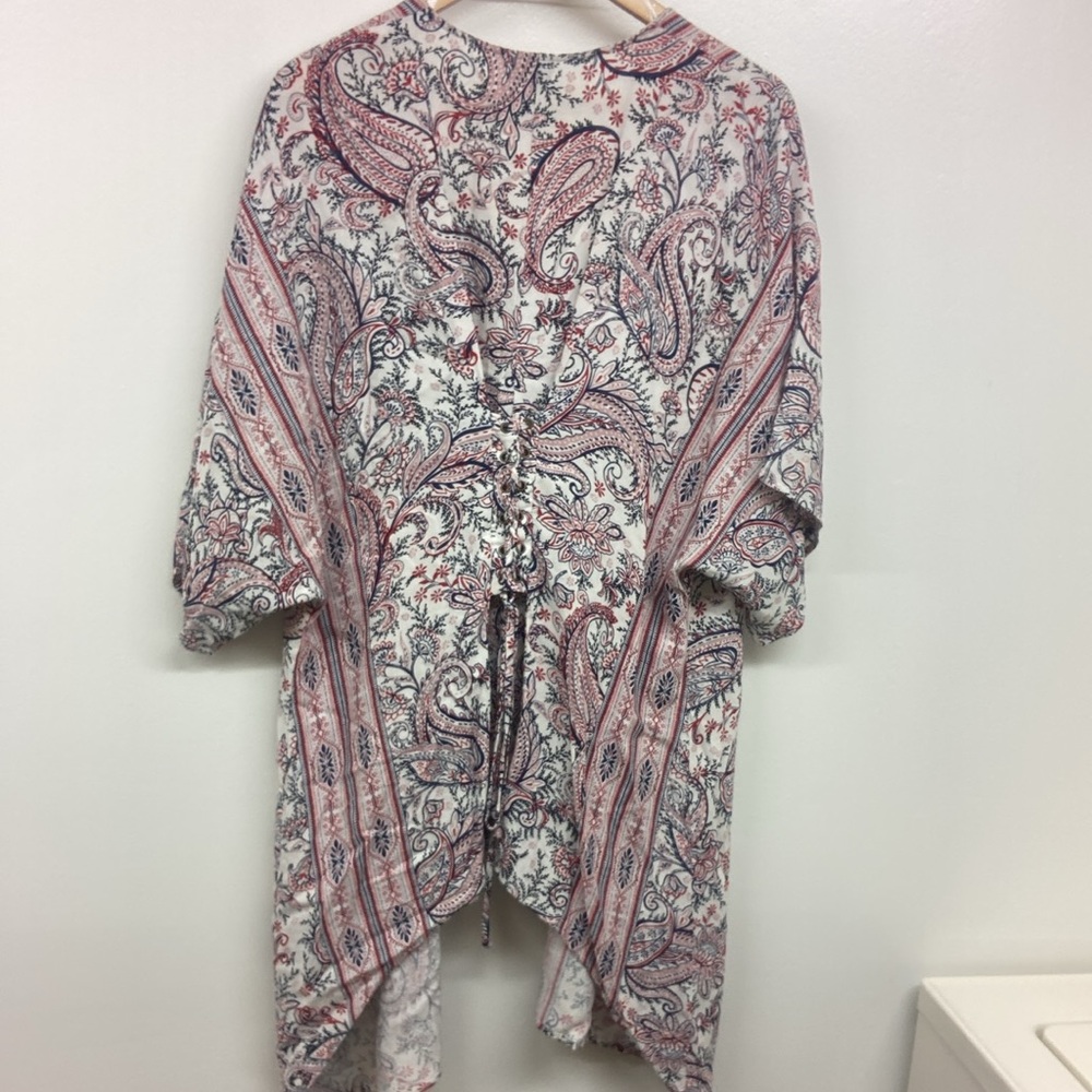 Knox Rose Comfort Kimono Cardigan Red White Blue Floral Flowy Slinky Open Kimono